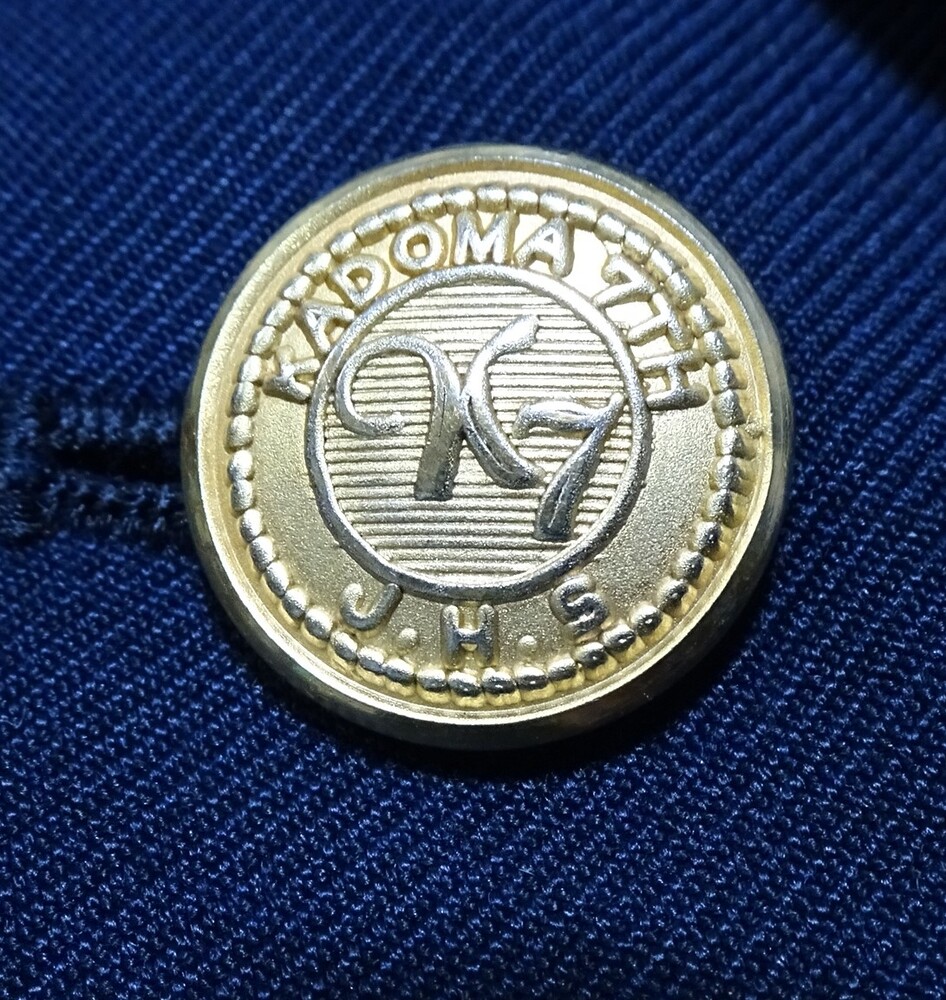 制服市場 大阪府 4132☆門真市立第7中学校☆ブレザーとチェックの冬夏スカートセット サイズS