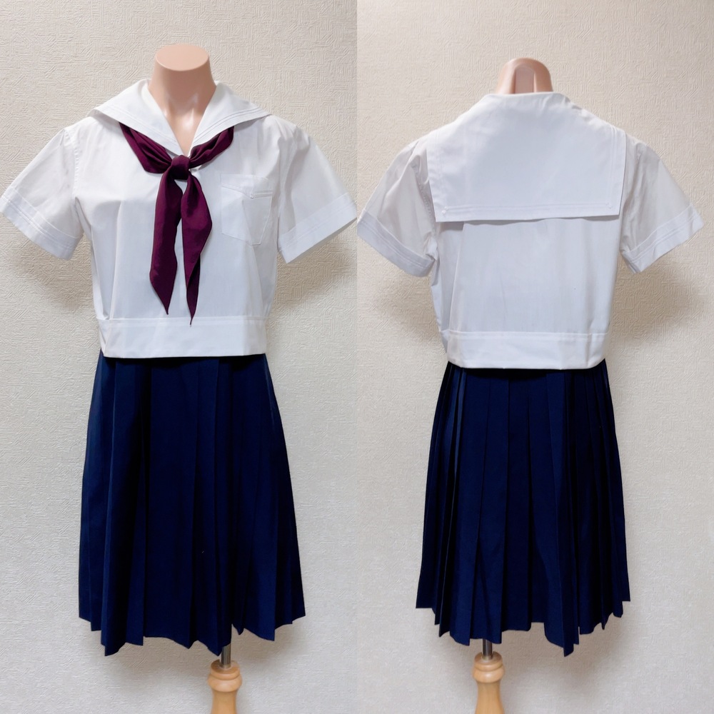 制服市場 東京都 東洋英和女学院 中等部・高等部 夏冬 90年以上も続く伝統の制服