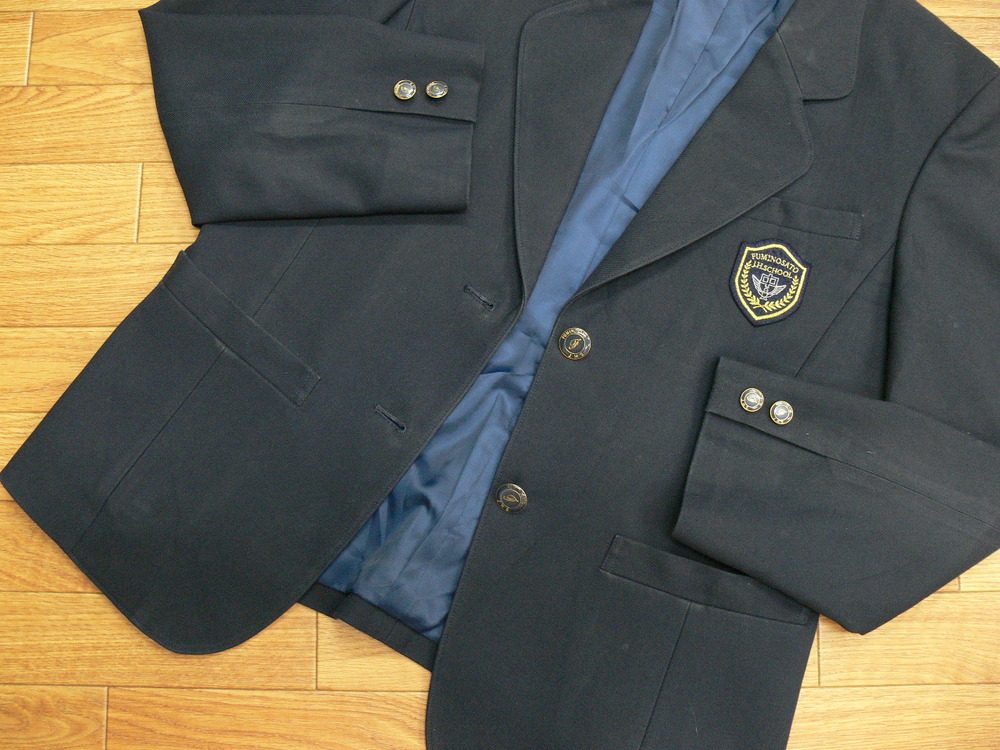 大阪市文の里中学校制服 大阪府市立文の里中学校の制服を買取しました｜制服買取ラミパス【公式】