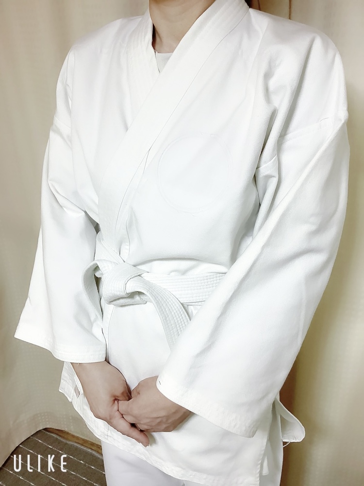 制服市場 - 大阪府 極希少品!!大阪工業大学空手道部女子道着他計7点セット入手困難