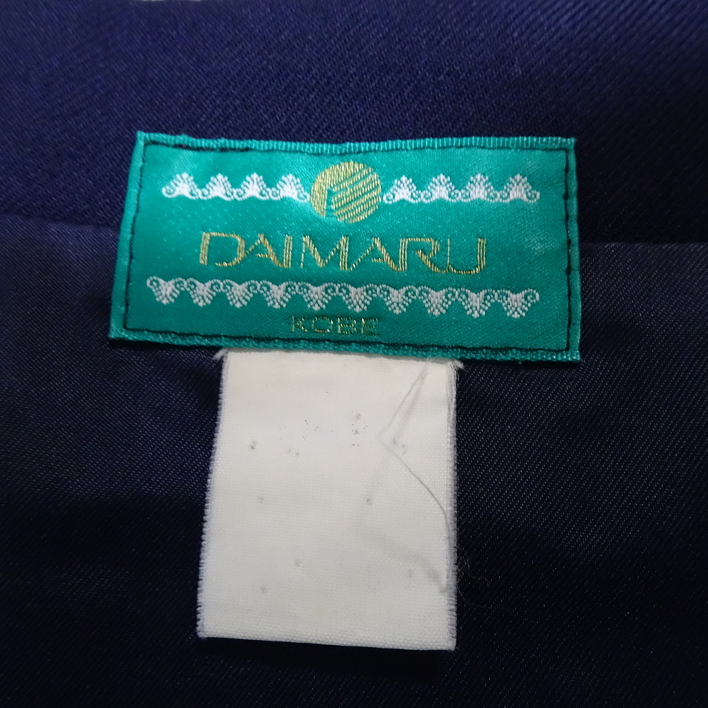 制服市場 兵庫県 280☆神戸市立 歌敷山中学校☆赤2本ラインの冬セーラーとジャンパースカートセット