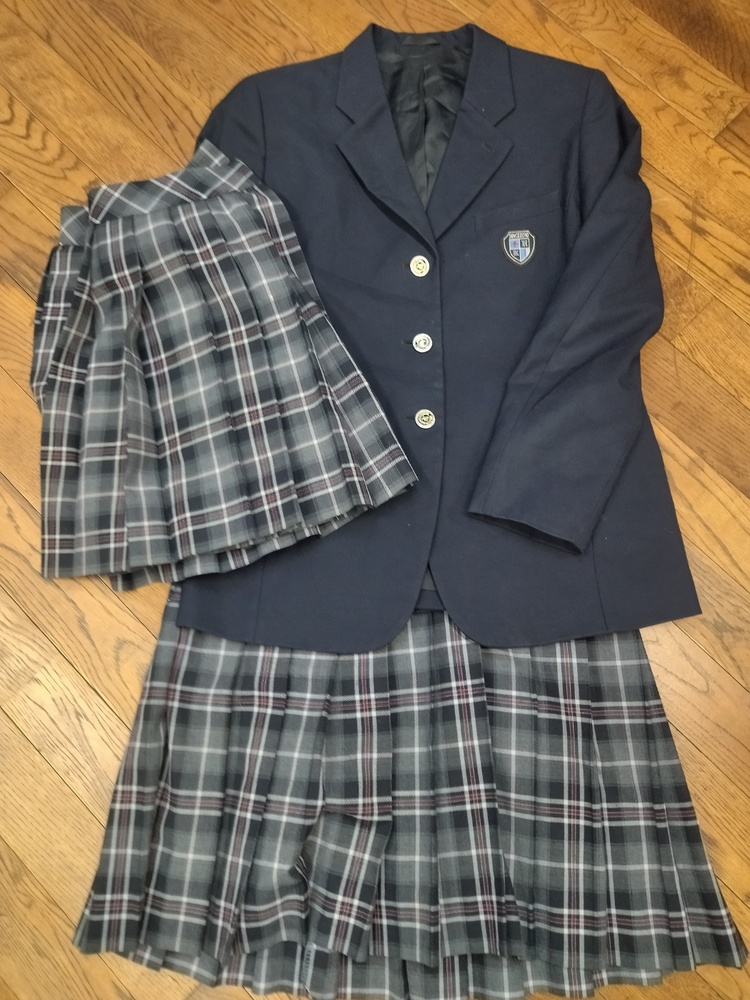 あやかしトライアングル　北彩高校冬制服上下セット　中古美品となります！ あやかしトライアングル 北彩高校冬制服上下セット 中古美品となります