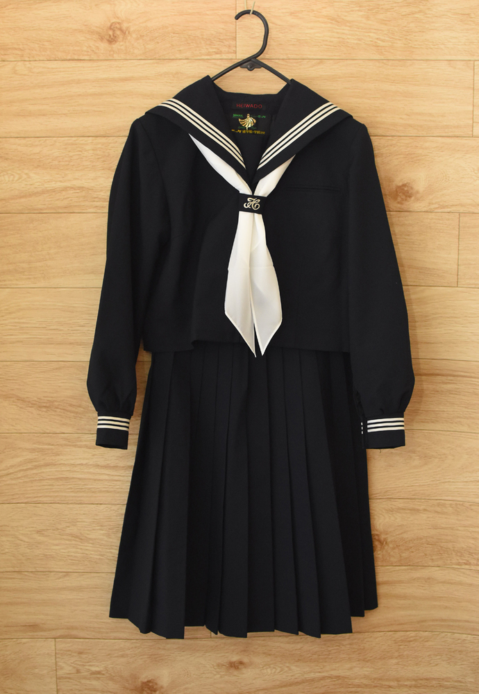 江別第二中　制服上のみ　180A体 江別第三中 新制服展示中 | 江別市立北光小学校