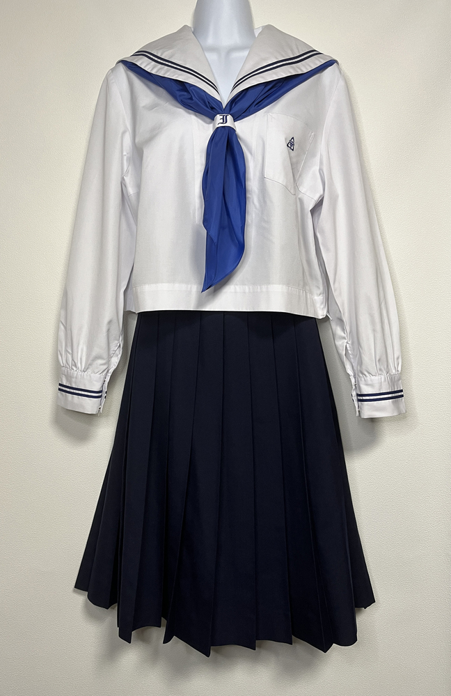 一宮中学校 服 一宮市】投票にて選ばれた、市内中学生の新制服が販売開始されました