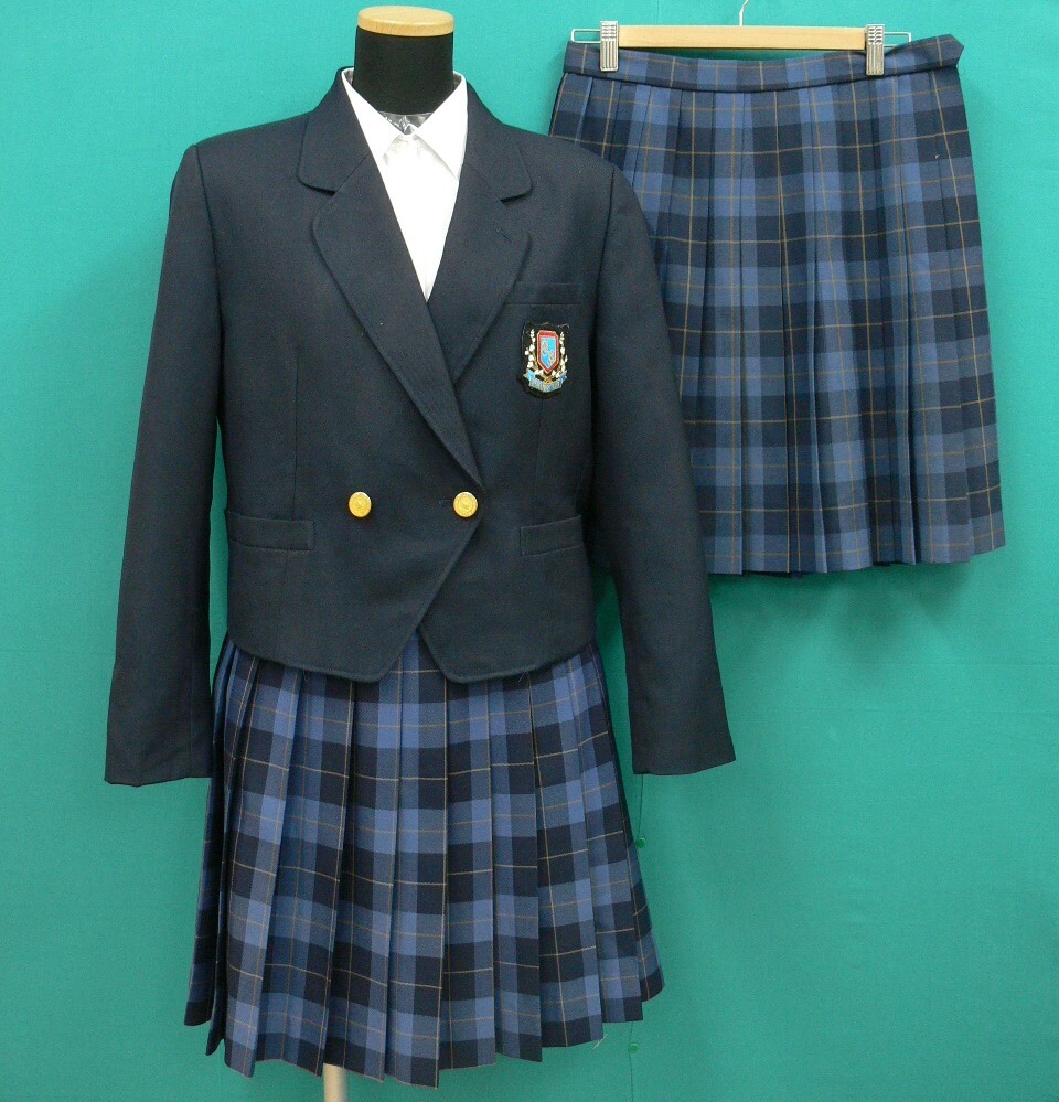 制服市場 大阪府 6964 《熊取北中学校》紺系ブレザー制服冬夏セット 名札付 サイズ165A