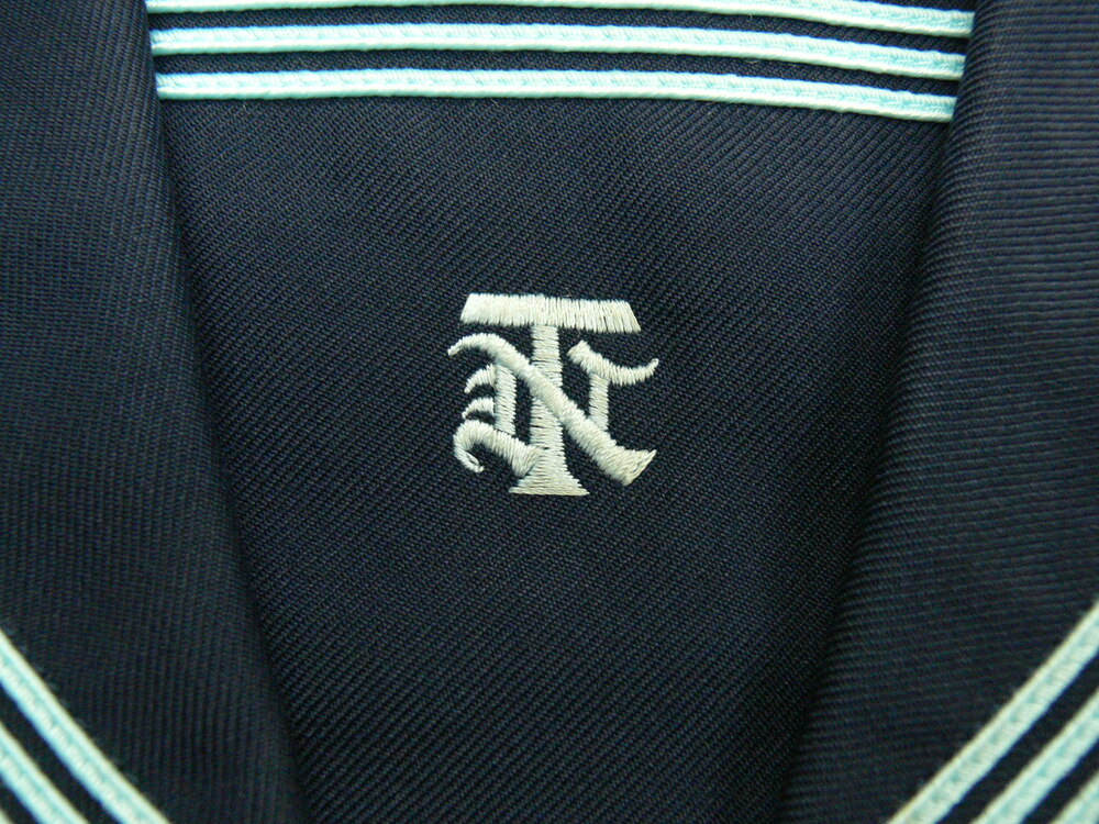 制服市場 大阪府 7484 《大阪市立 大正西中学校》水色3本ラインの冬セーラー 前開き