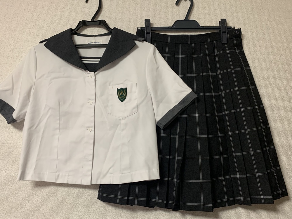 岡山県 山陽学園高校 女子制服 夏服セット セーラー服 スカート (裏地つき) 大きめ