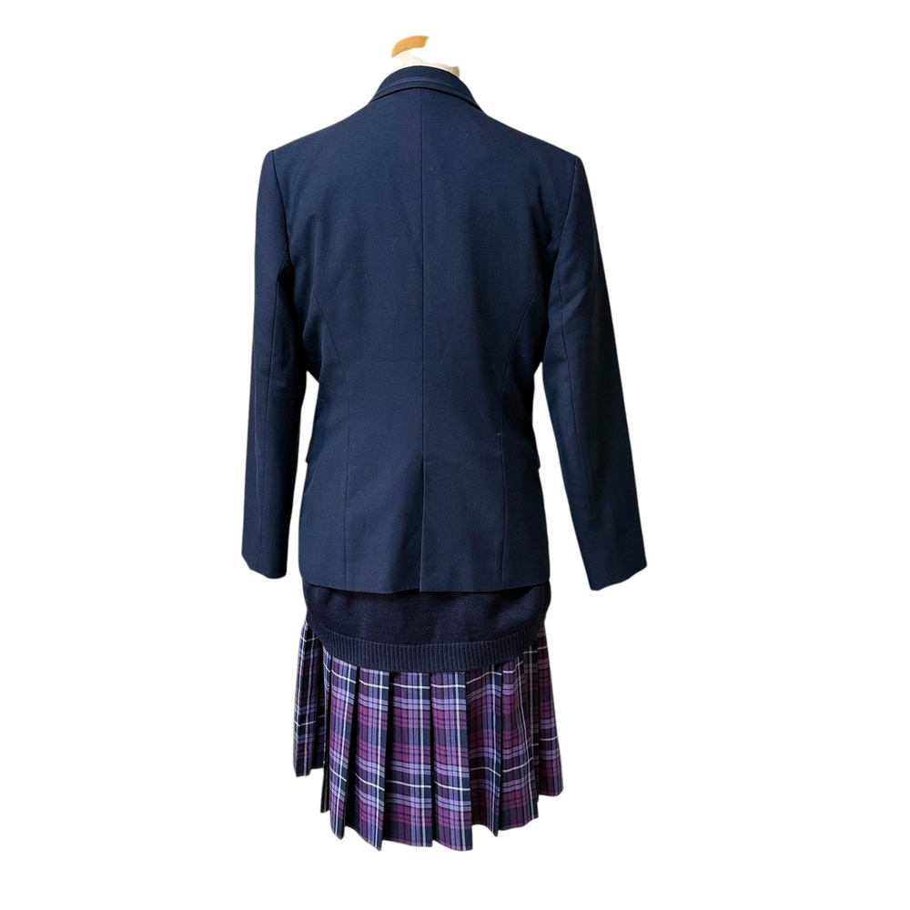 岡山県 倉敷翠松高校 女子制服　Ｍサイズ　冬服上下セット　卒業生保管品　3点セット　リボン有り 制服市場 - 検索結果