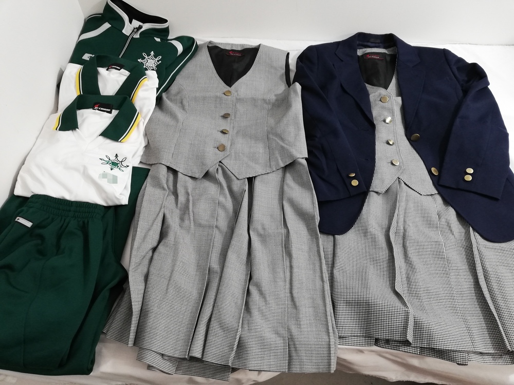 女の子　出産準備　お洋服等まとめ売り50点 女の子 出産準備 洋服&小物 50点まとめ売り 女の子出産準備