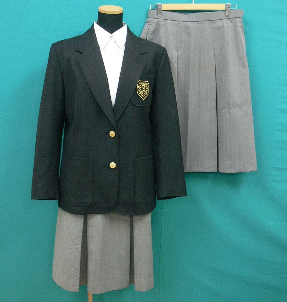 猪名川高校 制服 サイズ大きいです 1593777346-1593777374.jpg